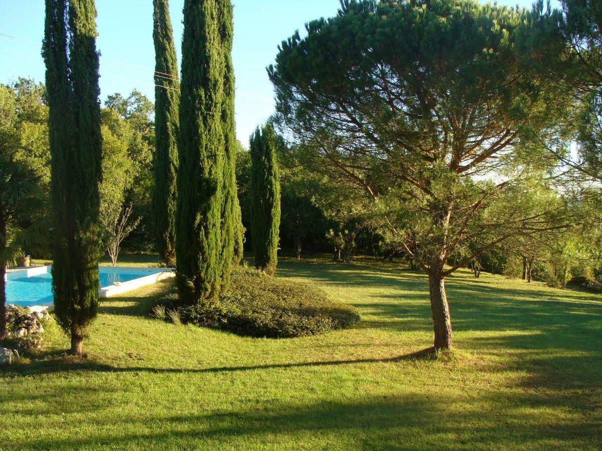 Les Vitarelles En Quercy Bed and Breakfast Berganty Esterno foto